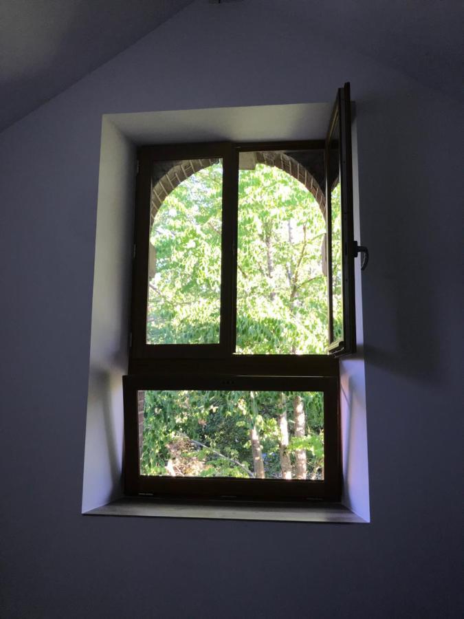 Studio Dans Les Ecuries Du Chateau Bonnelles Eksteriør billede